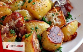 Potato slices with Parmesan and garlic