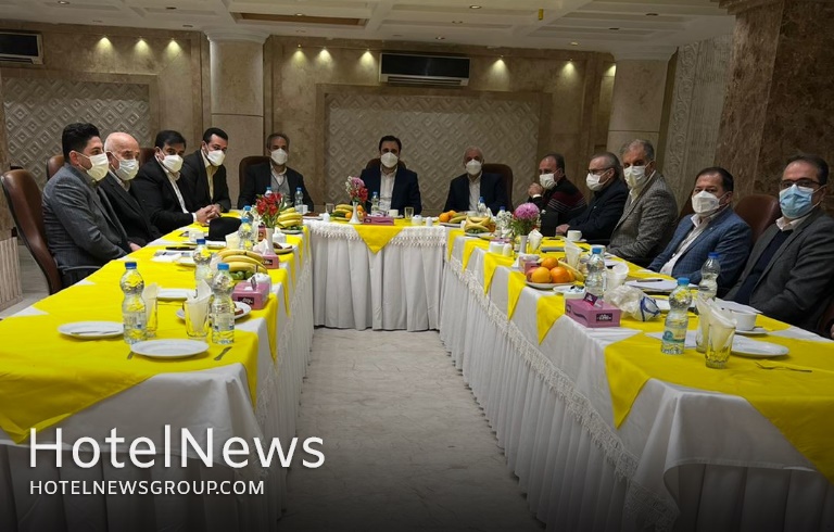 جلسه هیئت مدیره جامعه هتلداران ایران با دو معاون وزیر برگزار شد - تصویر 1