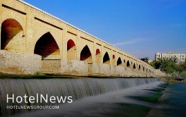  شهر اصفهان را باید به نمایشگاه گردشگری تبدیل کرد