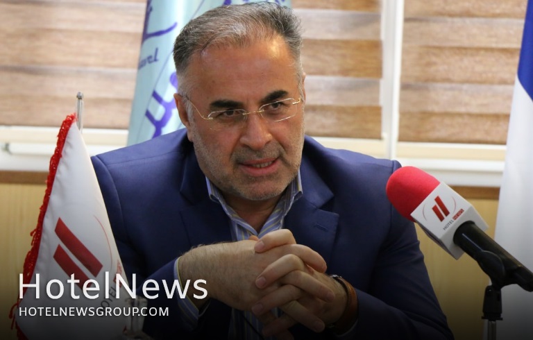 یک بام و دو هوا؛ از تبلیغ خیابانی تا تعطیلی اماکن گردشگری - تصویر 1