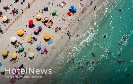 Rise in Russian Tourists Visiting the Aegean Sea Coast
