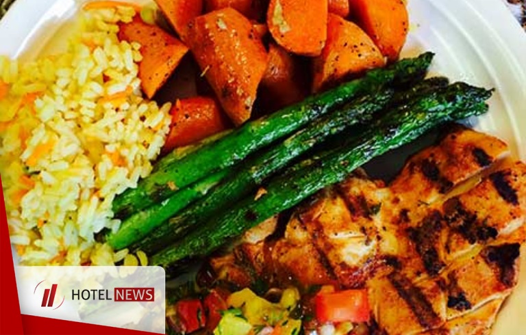 Chicken plate and vegetables - Picture 1
