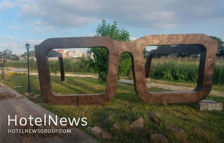 تالاب عینک در مسیر توسعه رستوران دریایی و هتل - تصویر 1