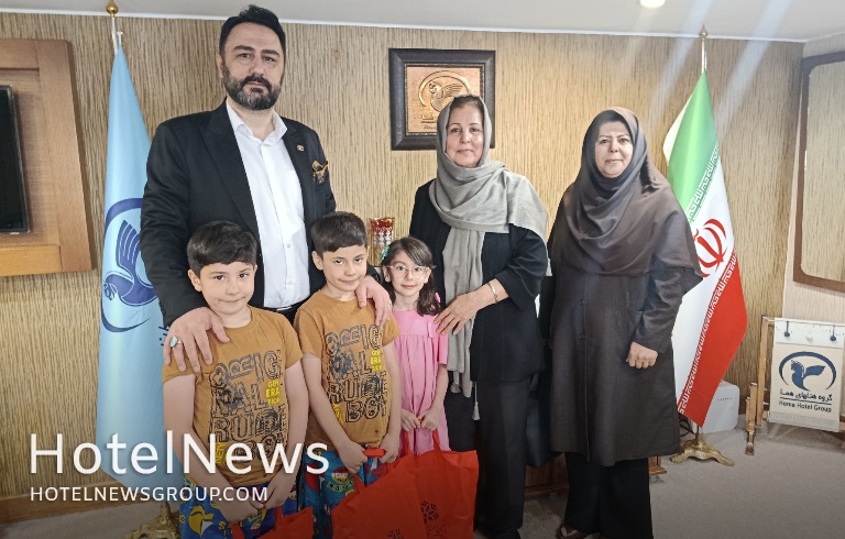 دیدار صمیمانه مدیریت هتل هما تهران با میهمانان آسیب‌دیده از جنگ تهران - تصویر 1