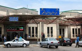 مرز بازرگان تعطیل نشده است، تردد تجاری ادامه دارد