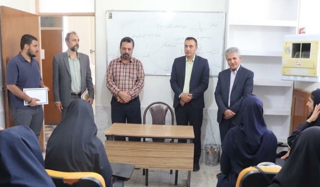 نخستین هنرستان تخصصی گردشگری خراسان جنوبی فعالیت خود را آغاز کرد - تصویر 1