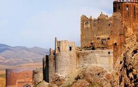 سند مالکیت مجموعه تاریخی الموت صادر شد